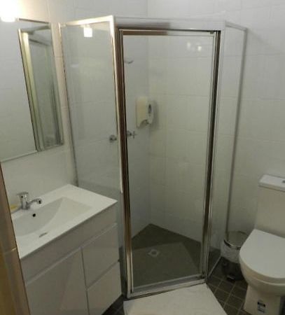 Yarrawarrah Lucas Heights Motel מראה חיצוני תמונה